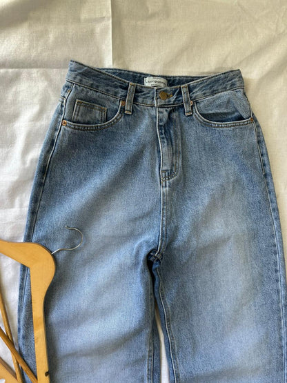 Springcomma Vintage Blue Jeans | Pre-Owned Streetwear Denim|  Men Women | Unisex  | Online Shopping