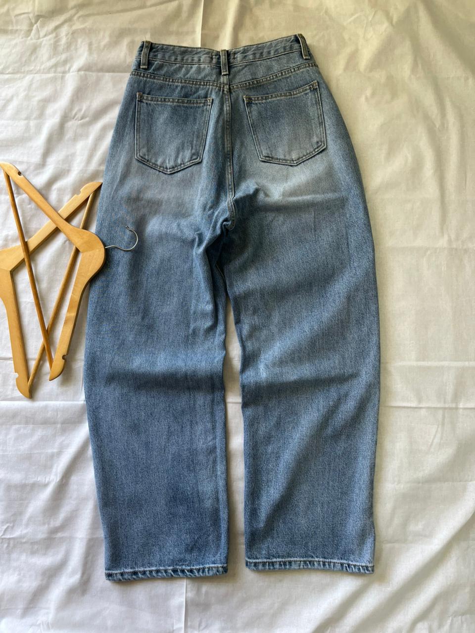 Springcomma Vintage Blue Jeans | Pre-Owned Streetwear Denim|  Men Women | Unisex  | Online Shopping