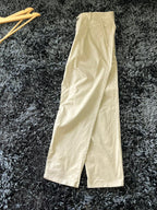 Uniqlo Relaxed Fit Casual Trousers | Everyday Wear Pants | Smart Casual Style | Men Women | Online Shopping
