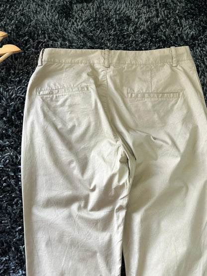 Uniqlo Relaxed Fit Casual Trousers | Everyday Wear Pants | Smart Casual Style | Men Women | Online Shopping