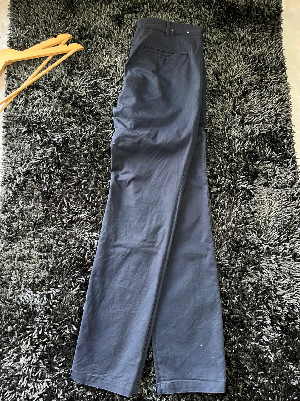 Uniqlo Relaxed Fit Casual Trousers | Everyday Wear Pants | Smart Casual Style | Men Women | Online Shopping