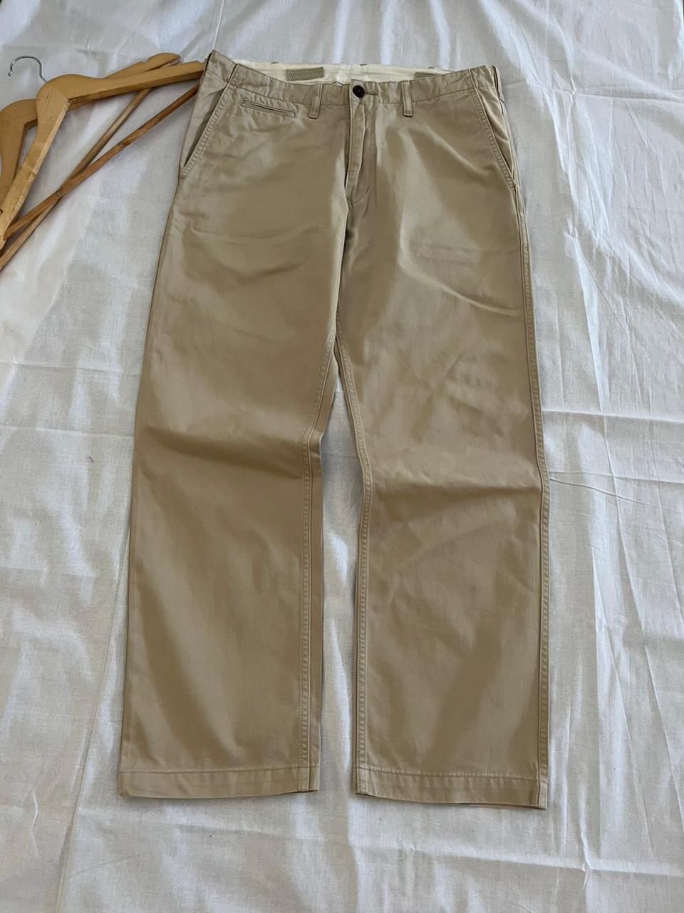 Uniqlo Relaxed Fit Trousers | Double Pleated | Everyday Wear Pants | Smart Casual Style | Men Women | Online Shopping