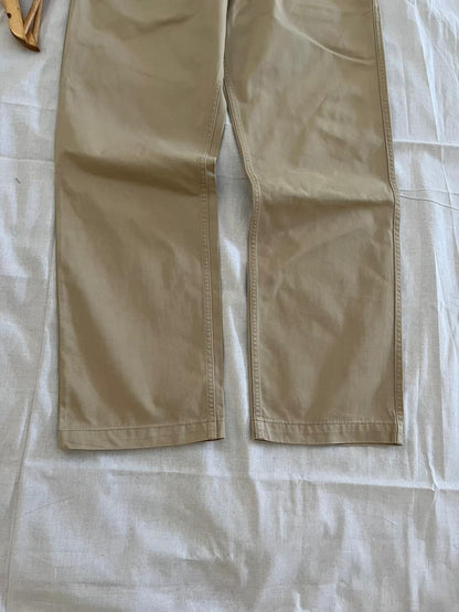 Uniqlo Relaxed Fit Trousers | Double Pleated | Everyday Wear Pants | Smart Casual Style | Men Women | Online Shopping