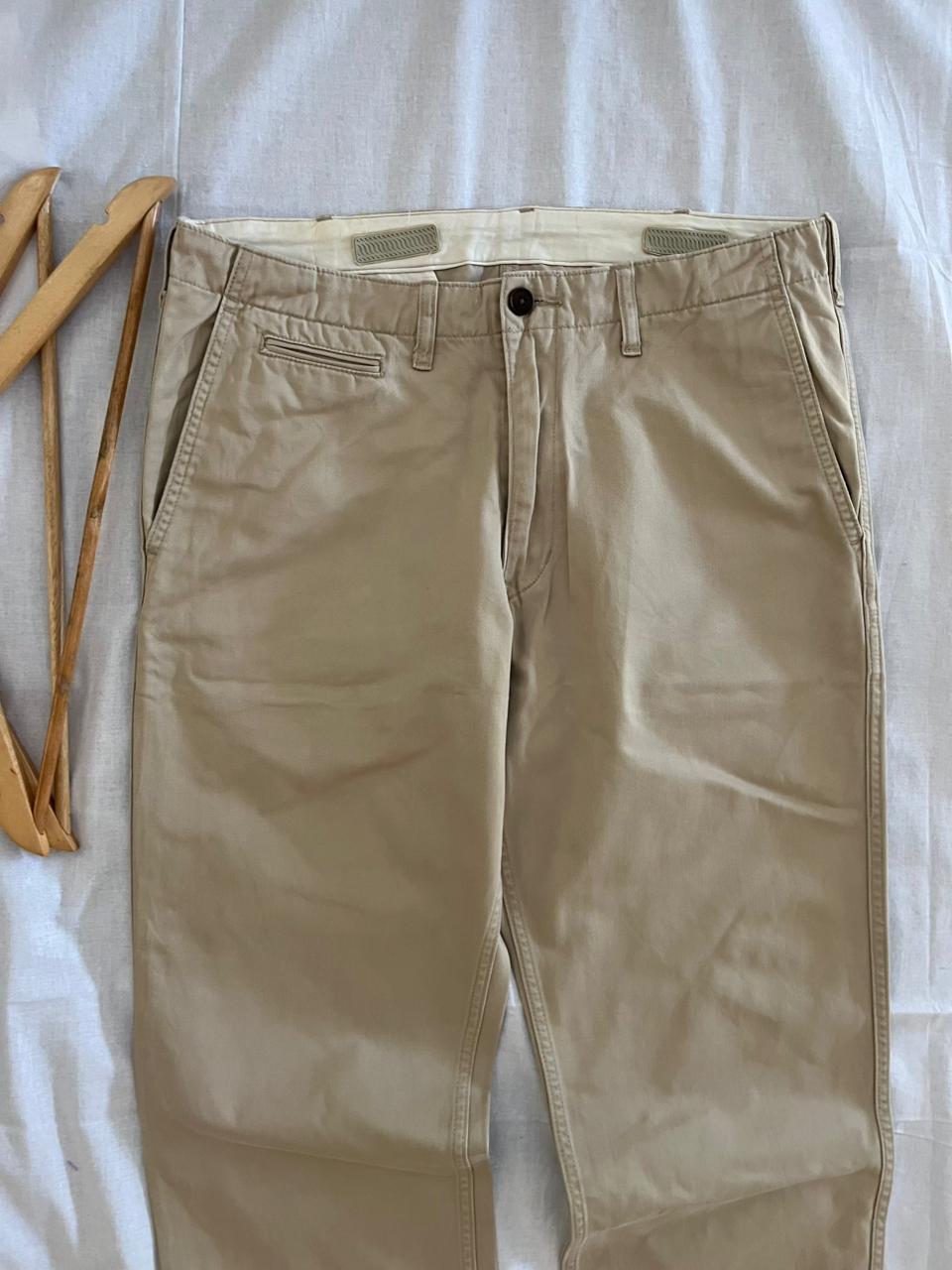Uniqlo Relaxed Fit Trousers | Double Pleated | Everyday Wear Pants | Smart Casual Style | Men Women | Online Shopping