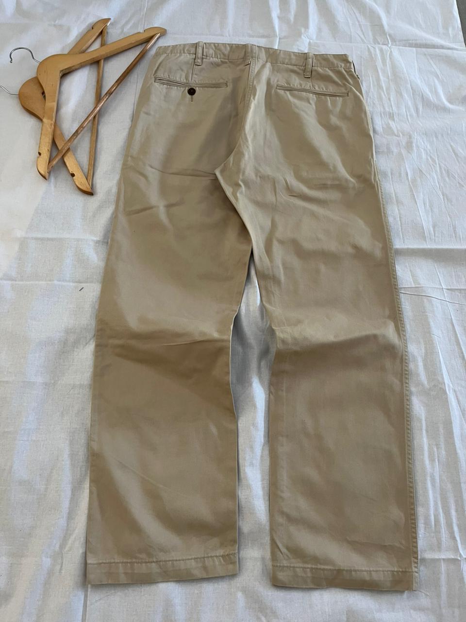 Uniqlo Relaxed Fit Trousers | Double Pleated | Everyday Wear Pants | Smart Casual Style | Men Women | Online Shopping