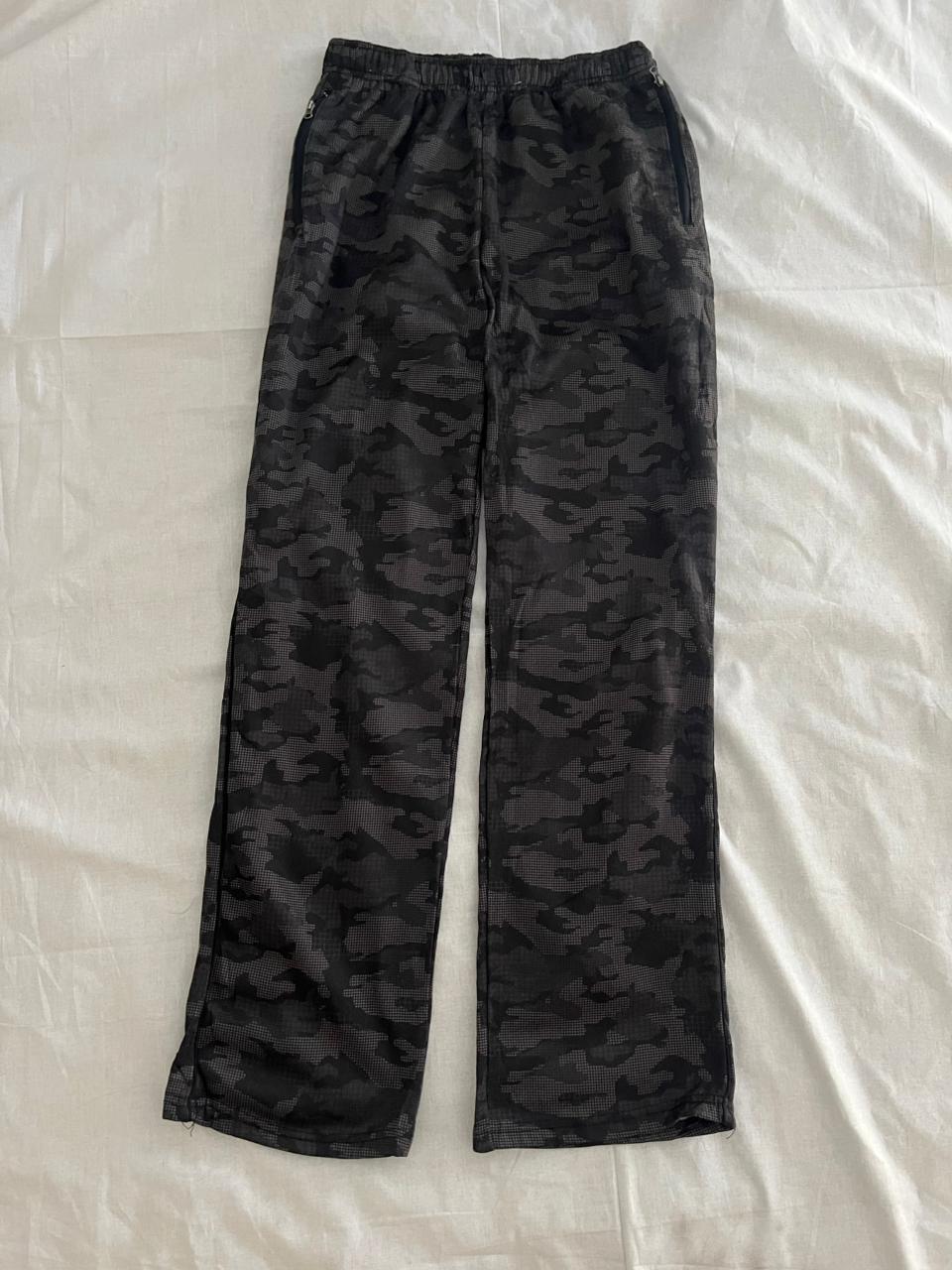 Zone Pro Track Pants  | Everyday Sportswear | Streetwear Style | Men Women | Online Shopping