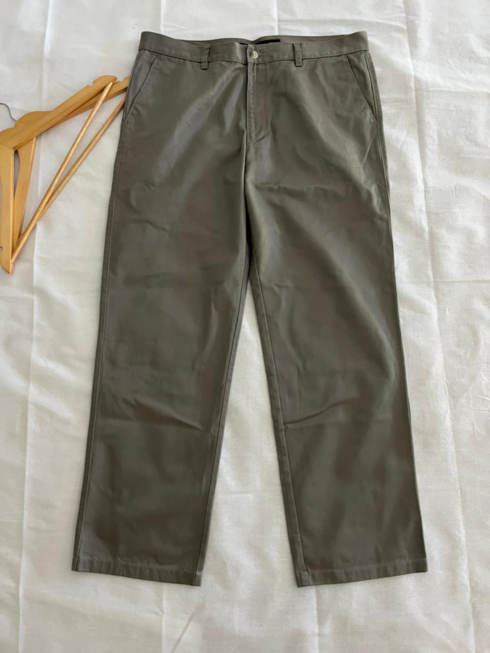 ATELIER Relaxed Fit Trousers || Pre-Owned Streetwear|  Men Women | Unisex  | Online Shopping