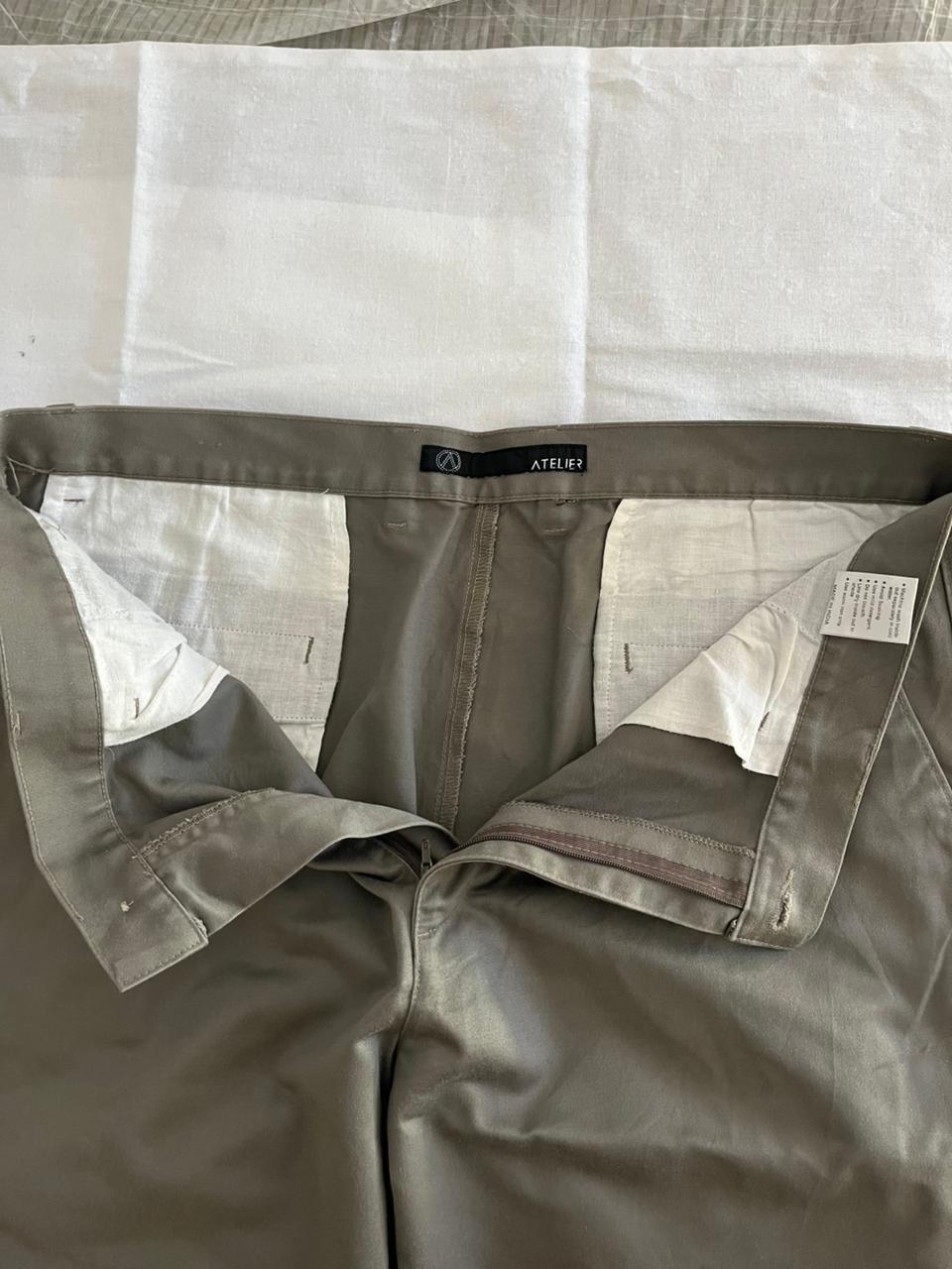 ATELIER Relaxed Fit Trousers || Pre-Owned Streetwear|  Men Women | Unisex  | Online Shopping