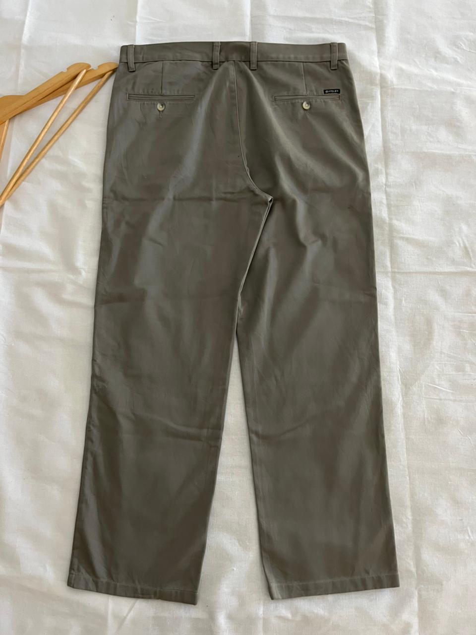 ATELIER Relaxed Fit Trousers || Pre-Owned Streetwear|  Men Women | Unisex  | Online Shopping