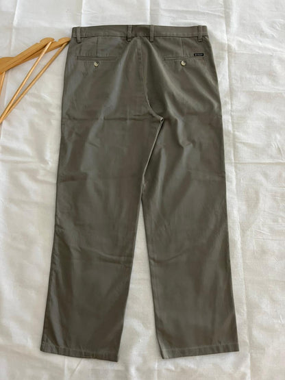 ATELIER Relaxed Fit Trousers || Pre-Owned Streetwear|  Men Women | Unisex  | Online Shopping