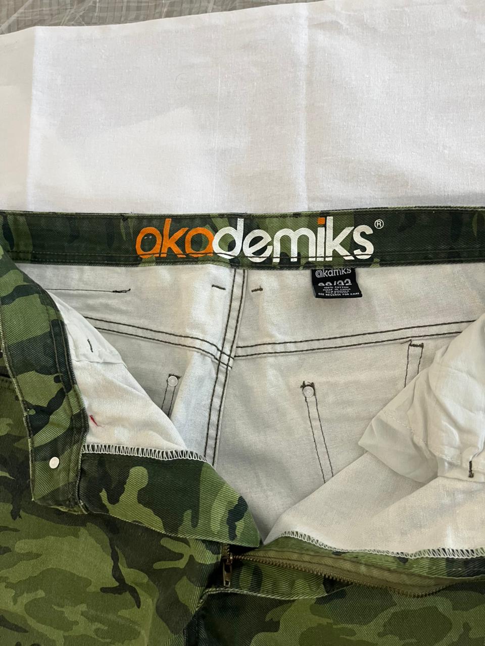 AKA DEMIKS Relaxed Fit Trousers || Everyday Wear Pants | Smart Casual Style | Men Women | Online Shopping