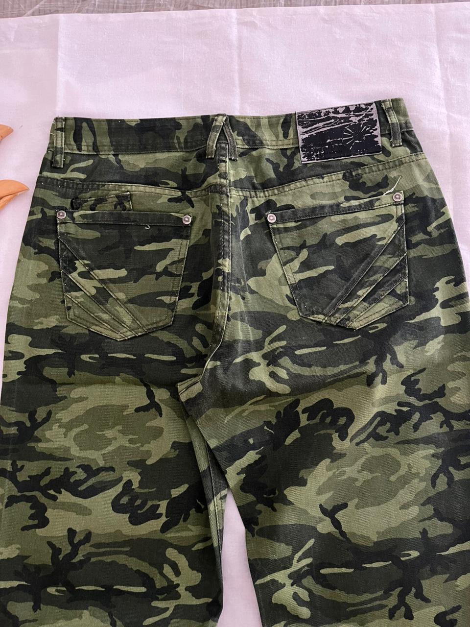AKA DEMIKS Relaxed Fit Trousers || Everyday Wear Pants | Smart Casual Style | Men Women | Online Shopping