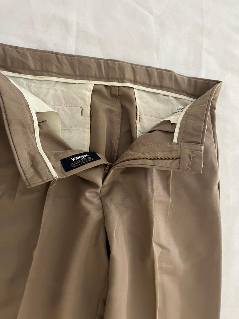 Wrangler double pleated Trousers| Everyday Wear Pants | Smart Casual Style | Men Women | Online Shopping