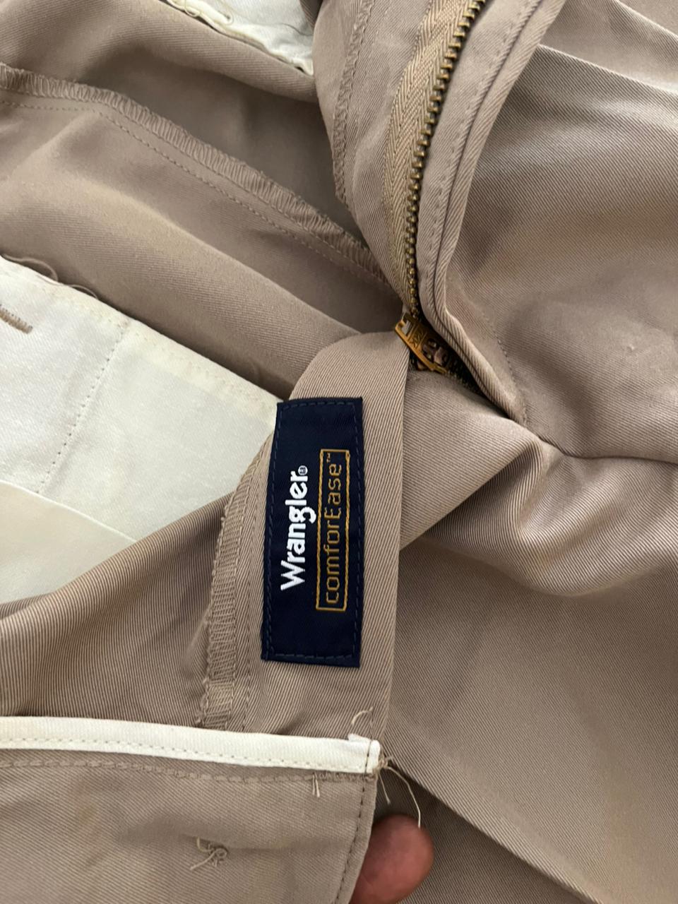 Wrangler double pleated Trousers| Everyday Wear Pants | Smart Casual Style | Men Women | Online Shopping