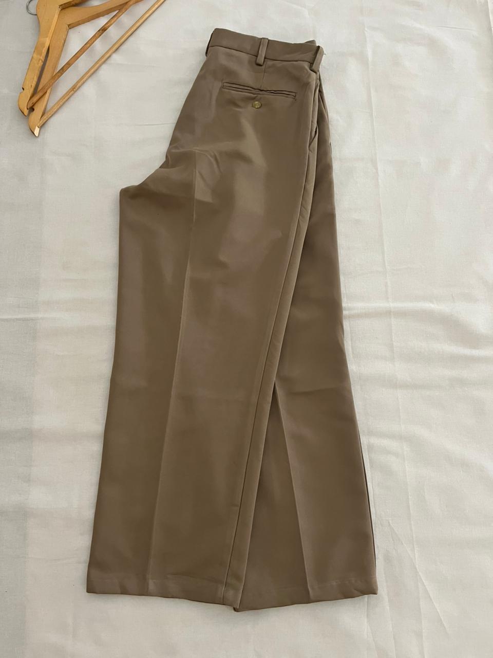 Wrangler double pleated Trousers| Everyday Wear Pants | Smart Casual Style | Men Women | Online Shopping