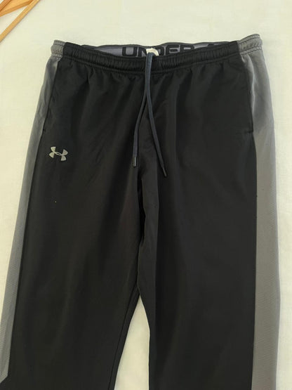 Under@rmour Track Pants  | Everyday Sportswear | Streetwear Style | Men Women | Online Shopping
