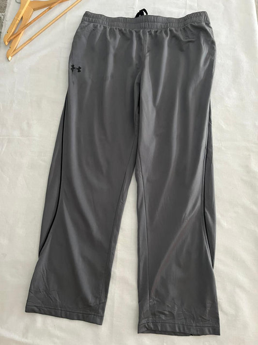 Under@rmour Track Pants  | Everyday Sportswear | Streetwear Style | Men Women | Online Shopping