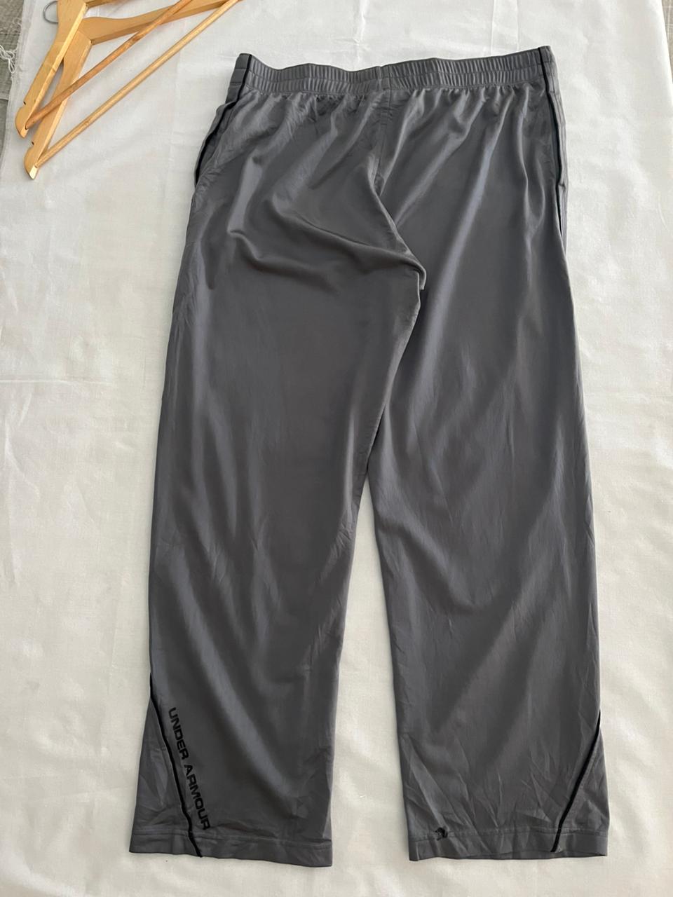 Under@rmour Track Pants  | Everyday Sportswear | Streetwear Style | Men Women | Online Shopping