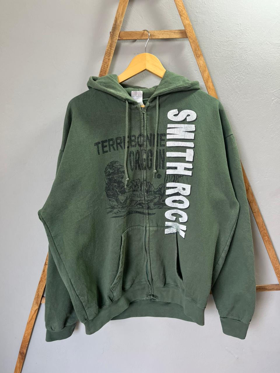 SMITH ROCK |hoodie | Sportswear , Gymwear & Activewear | Track& Field| Running | Winterwear