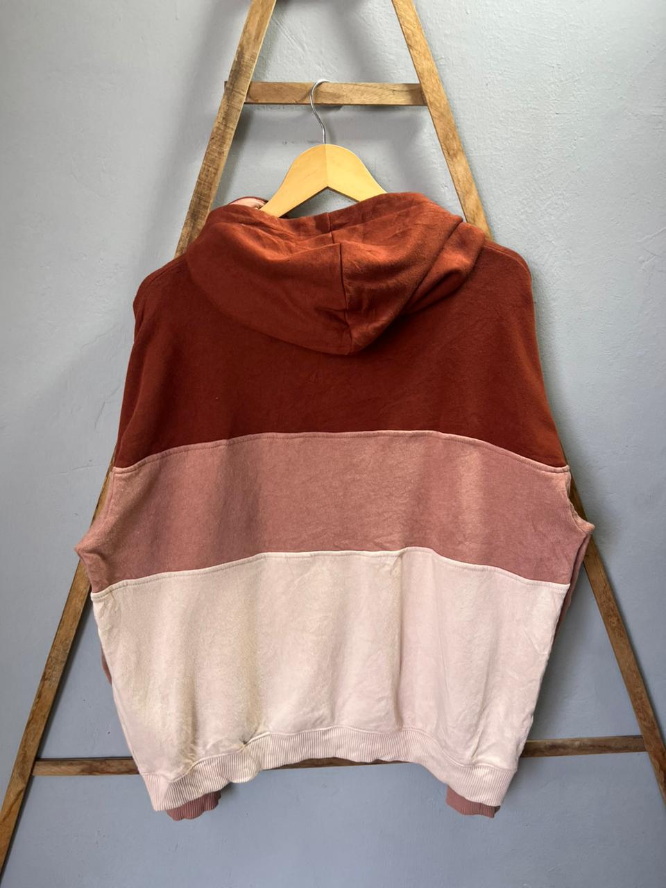American Eagle |hoodie | Sportswear , Gymwear & Activewear | Track& Field| Running | Winterwear