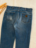Carhartt Vintage Jeans | Pre-Owned Streetwear Denim|  Men Women | Unisex  | Online Shopping