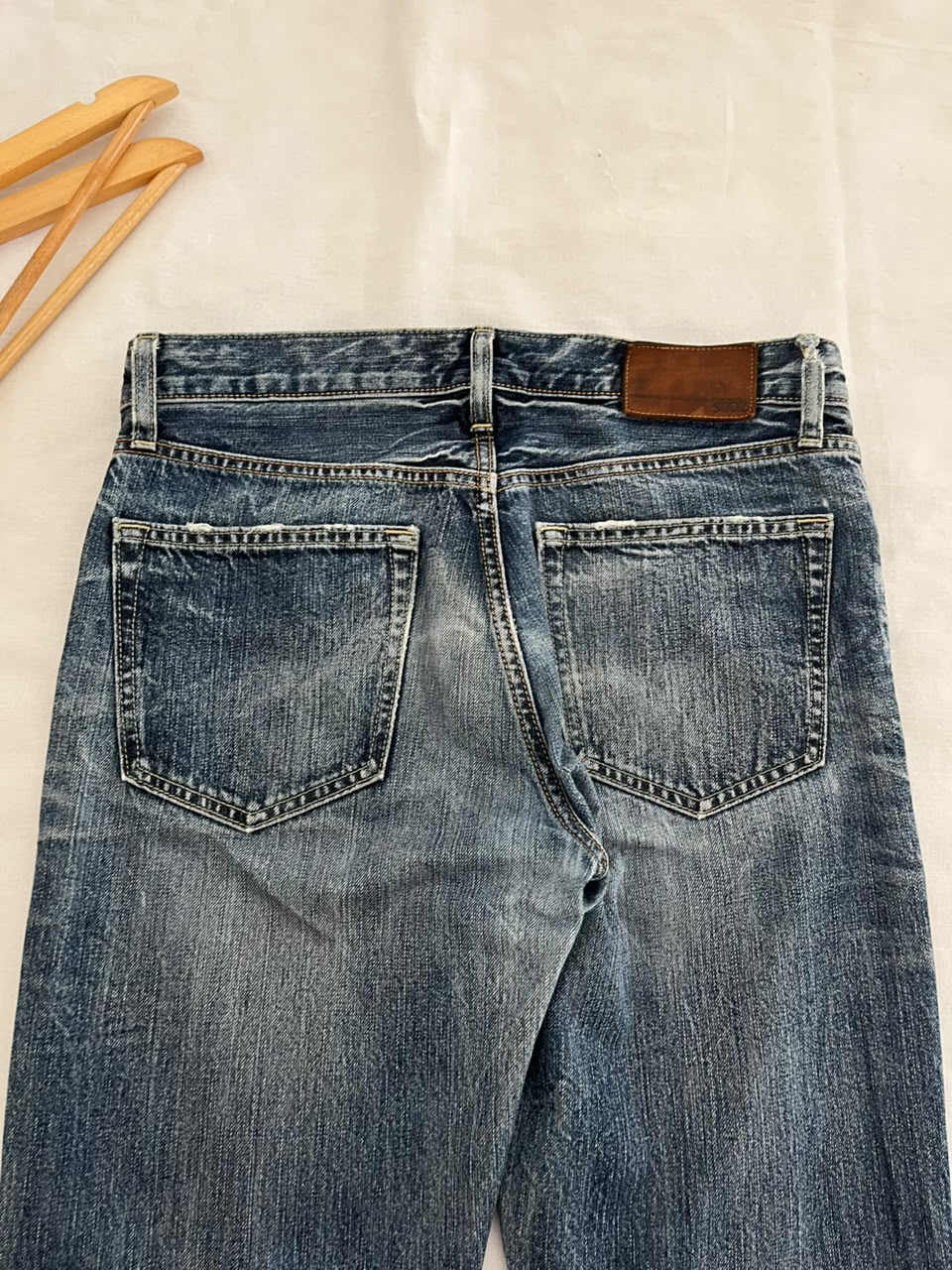 Uniqlo Vintage Jeans | Pre-Owned Streetwear Denim|  Men Women | Unisex  | Online Shopping
