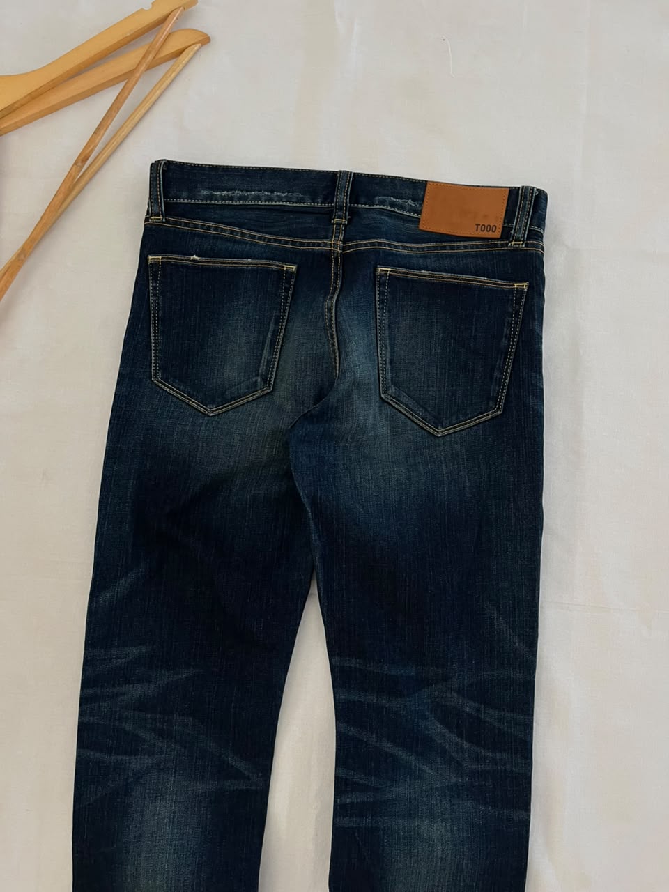 Uniqlo Vintage Jeans | Pre-Owned Streetwear Denim|  Men Women | Unisex  | Online Shopping