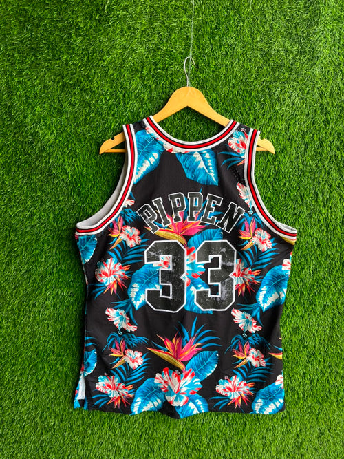 Rare  Pipen Bulls 33 floral  Jersey |Vintage Oversized Streetwear | Men Women |  Online Shopping