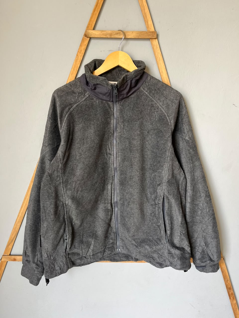 Columbi@ | Full frontal zipper | Fleece Jacket | Oversized Streetwear | Winterwear | Men Women | Cozy Fashion | Gym Fit | Online Shopping