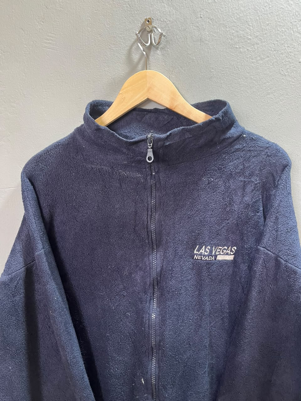 Las Veg@s | Full frontal zipper | Fleece Jacket | Oversized Streetwear | Winterwear | Men Women | Cozy Fashion | Gym Fit | Online Shopping