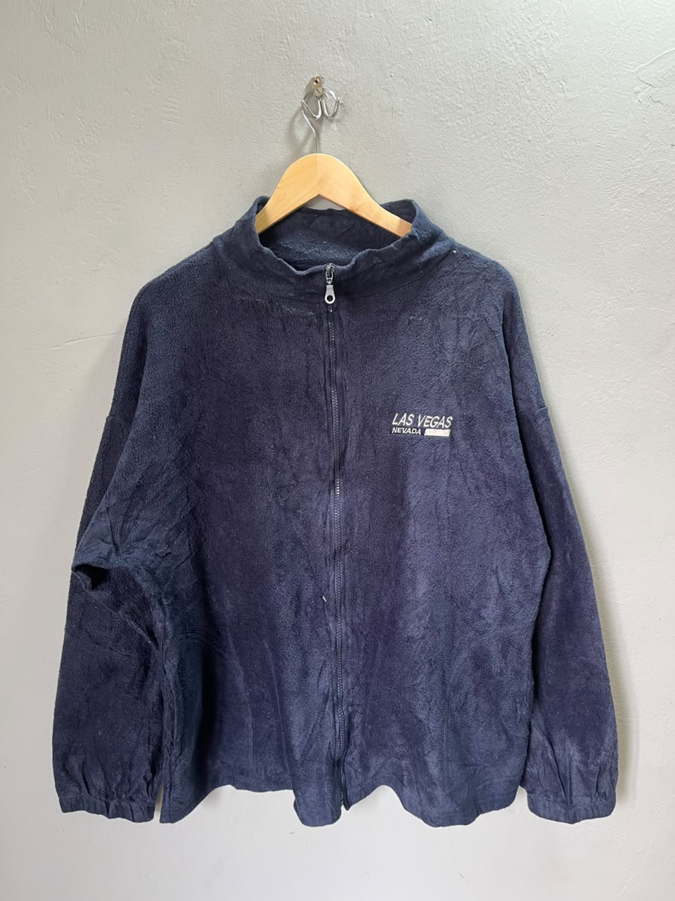 Las Veg@s | Full frontal zipper | Fleece Jacket | Oversized Streetwear | Winterwear | Men Women | Cozy Fashion | Gym Fit | Online Shopping