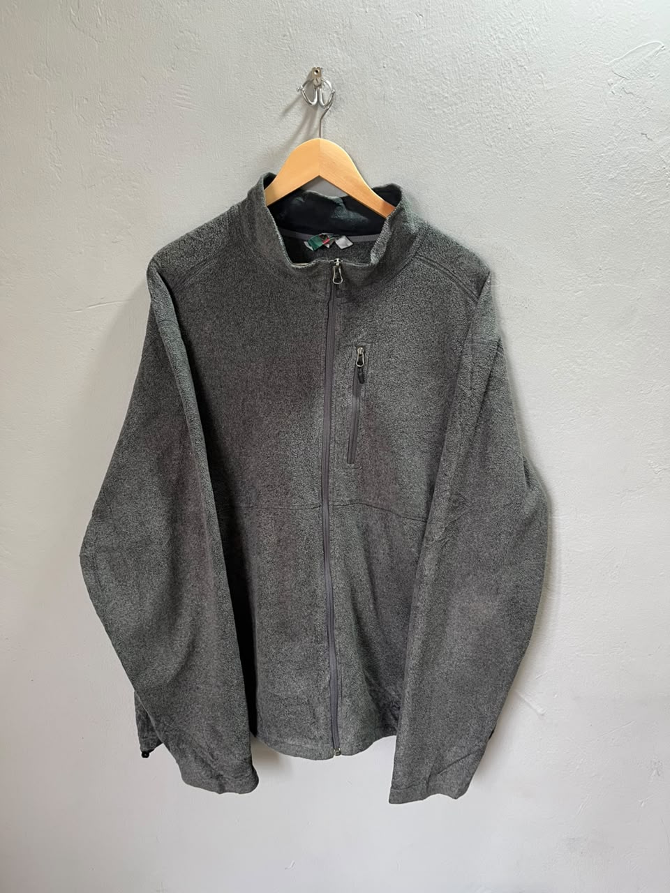 Guide | Full frontal zipper | Fleece Jacket | Oversized Streetwear | Winterwear | Men Women | Cozy Fashion | Gym Fit | Online Shopping