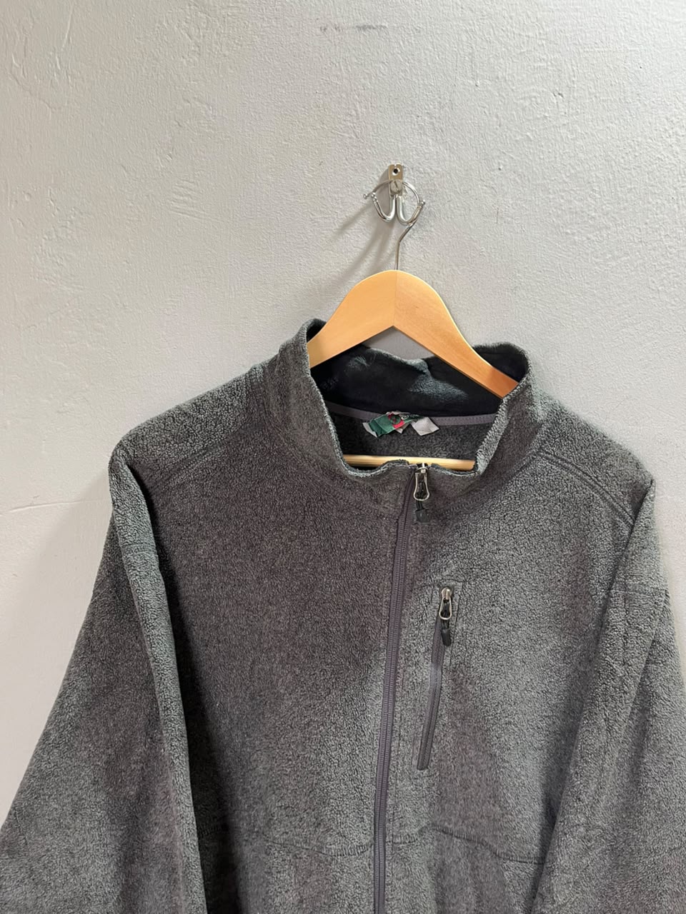 Guide | Full frontal zipper | Fleece Jacket | Oversized Streetwear | Winterwear | Men Women | Cozy Fashion | Gym Fit | Online Shopping
