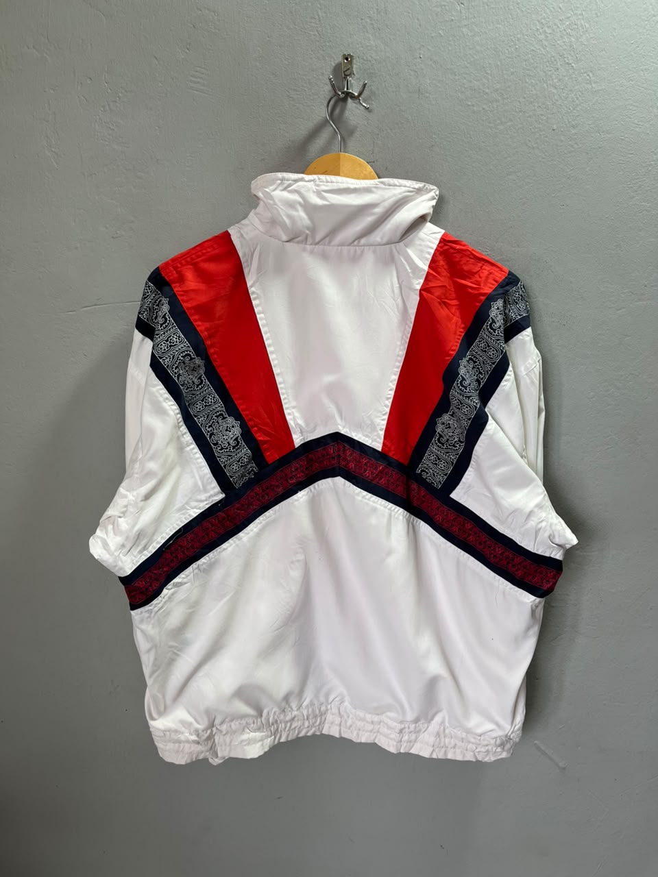 Fila Windbreaker | Wind Cheater |Jackets| Sportswear , Gymwear & Activewear | Track& Field| Running | Winter wear