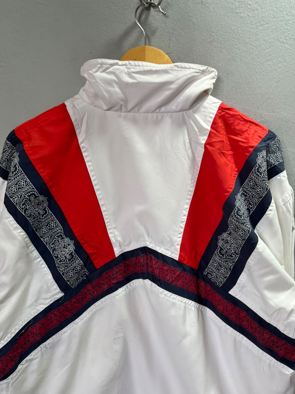 Fila Windbreaker | Wind Cheater |Jackets| Sportswear , Gymwear & Activewear | Track& Field| Running | Winter wear