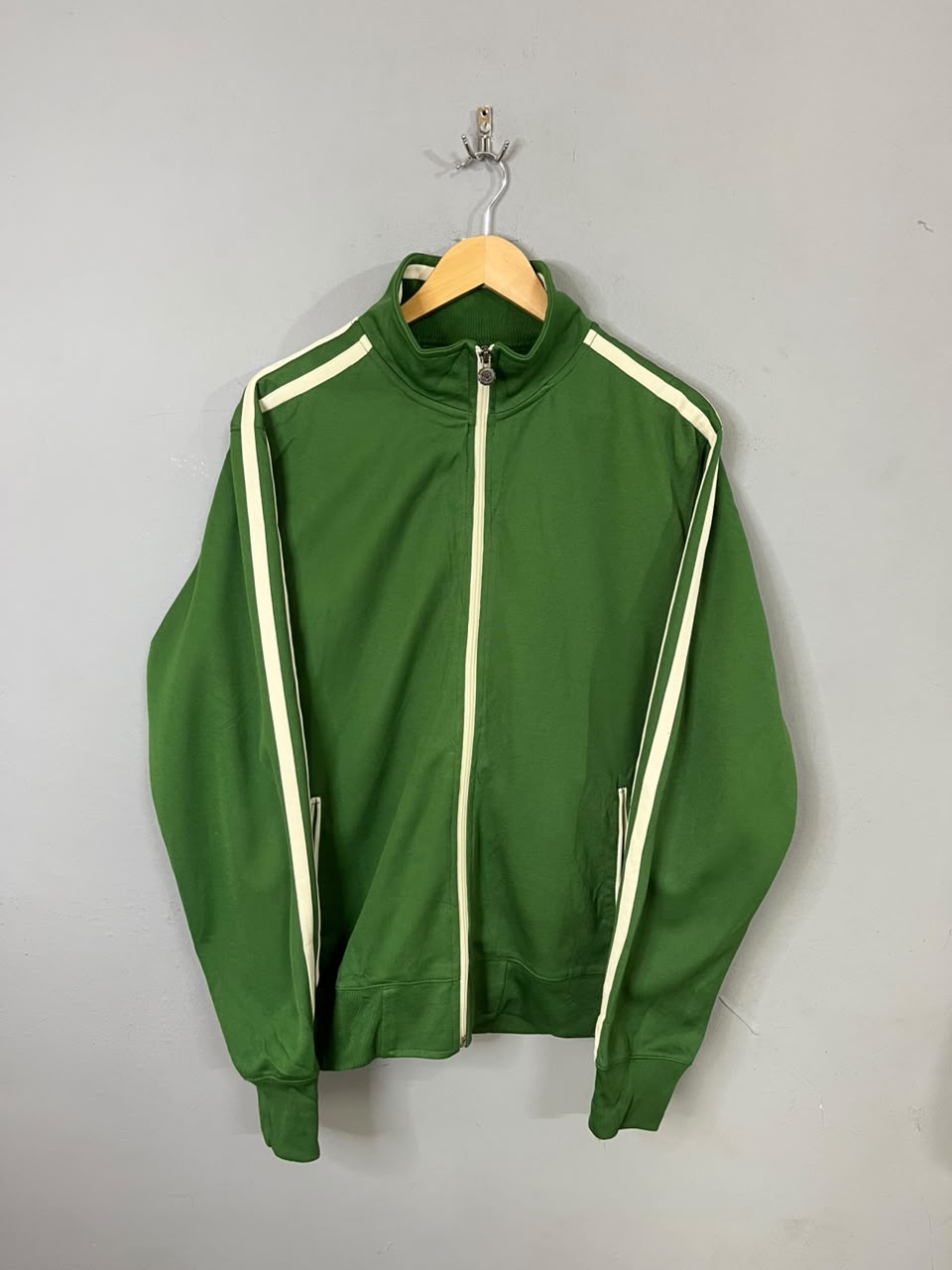 Old Navy Windbreaker | Wind Cheater |Jackets| Sportswear , Gymwear & Activewear | Track& Field| Running | Winter wear