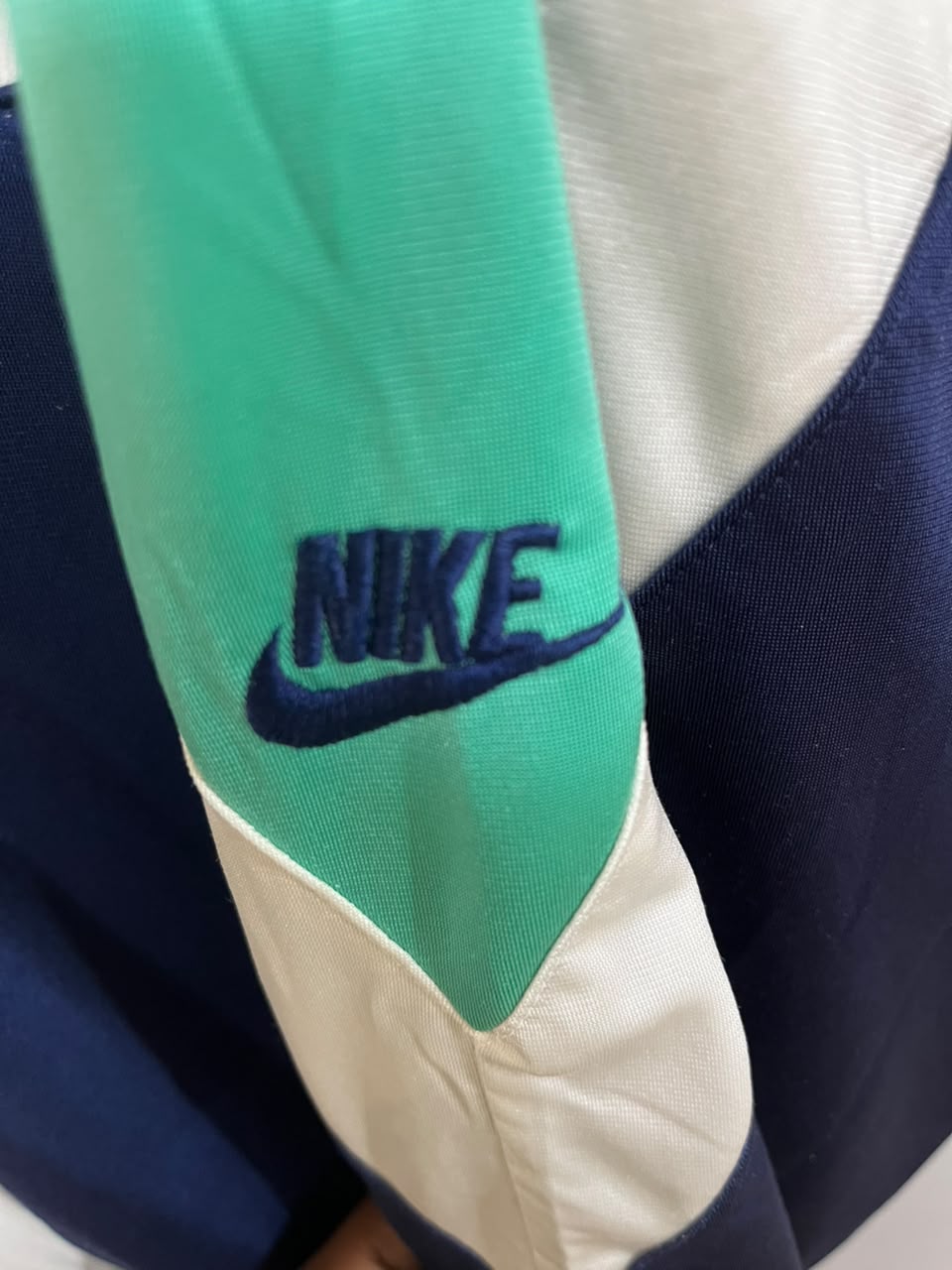 N*ke Windbreaker | Wind Cheater |Jackets| Sportswear , Gymwear & Activewear | Track& Field| Running | Winter wear