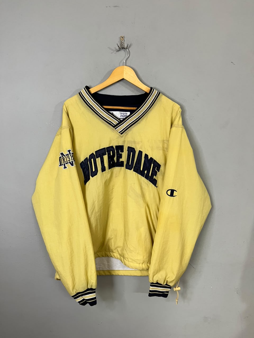 Notre Dame Irish Windbreaker | Wind Cheater |Jackets| Sportswear , Gymwear & Activewear | Track& Field| Running | Winter wear