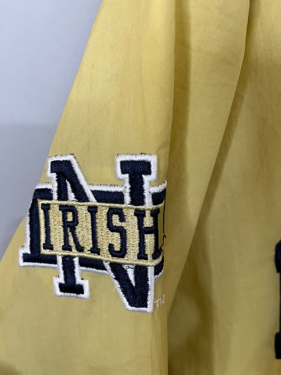Notre Dame Irish Windbreaker | Wind Cheater |Jackets| Sportswear , Gymwear & Activewear | Track& Field| Running | Winter wear