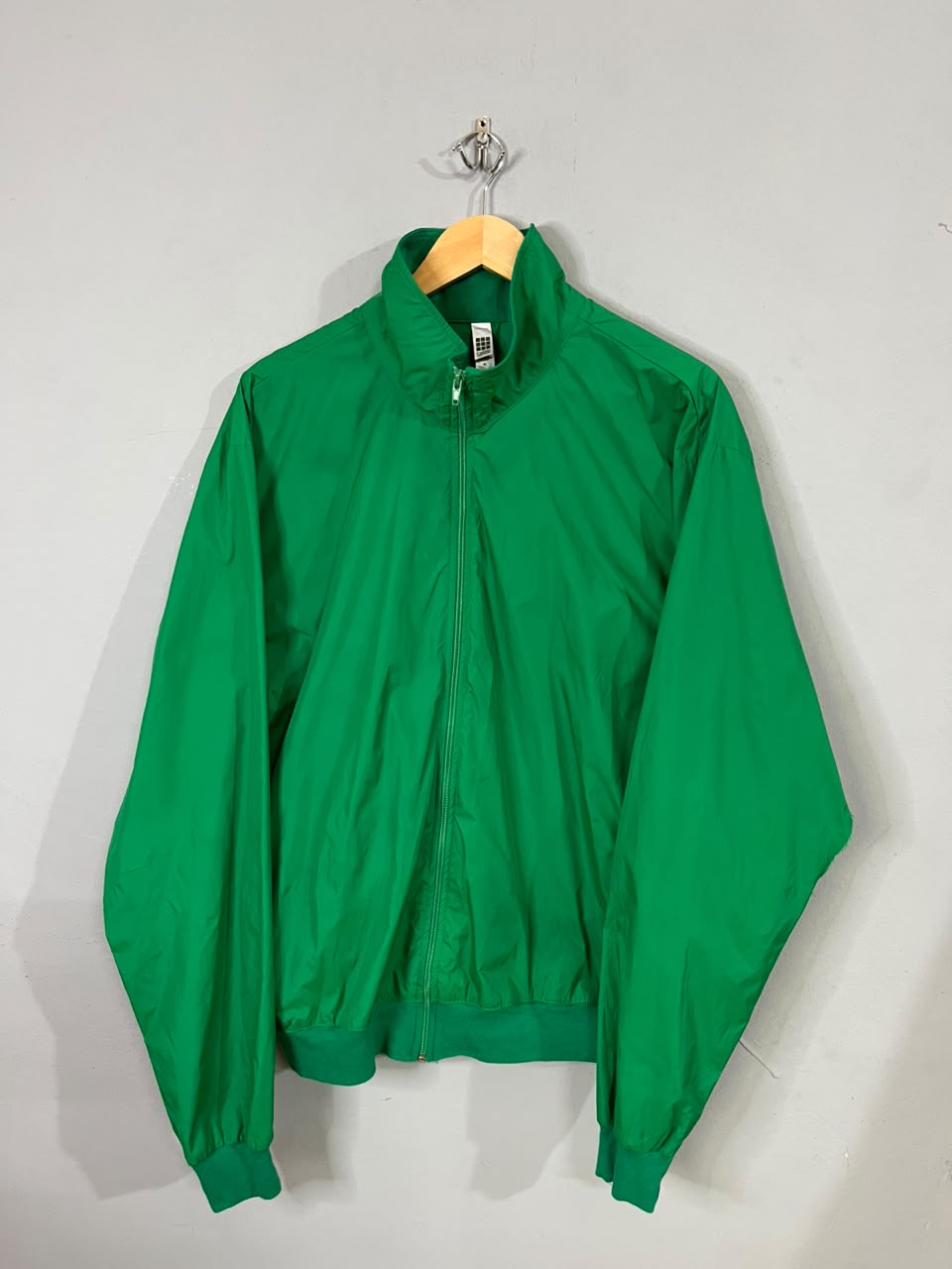 Standard American Windbreaker | Wind Cheater |Jackets| Sportswear , Gymwear & Activewear | Track& Field| Running | Winter wear
