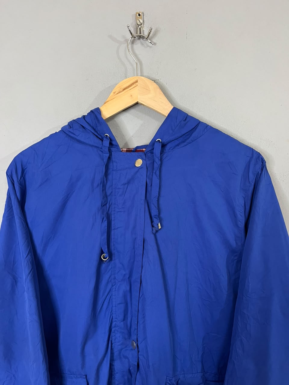 Hodded Windbreaker | Wind Cheater |Jackets| Sportswear , Gymwear & Activewear | Track& Field| Running | Winter wear