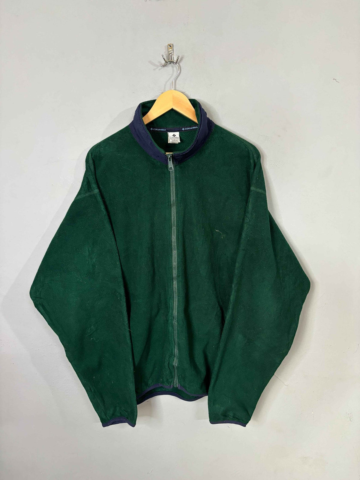 Columbi@ | Full frontal zipper | Fleece Jacket | Oversized Streetwear | Winterwear | Men Women | Cozy Fashion | Gym Fit | Online Shopping