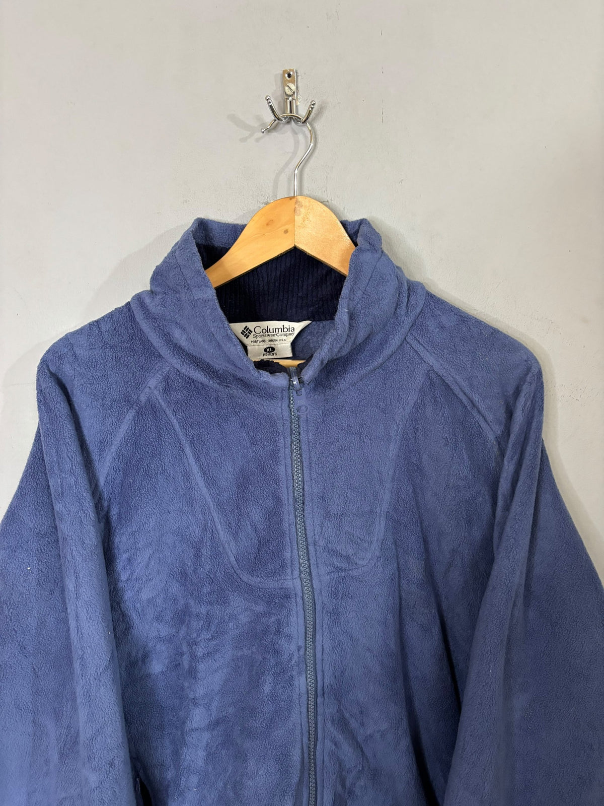 Columbi@ | Full frontal zipper | Fleece Jacket | Oversized Streetwear | Winterwear | Men Women | Cozy Fashion | Gym Fit | Online Shopping