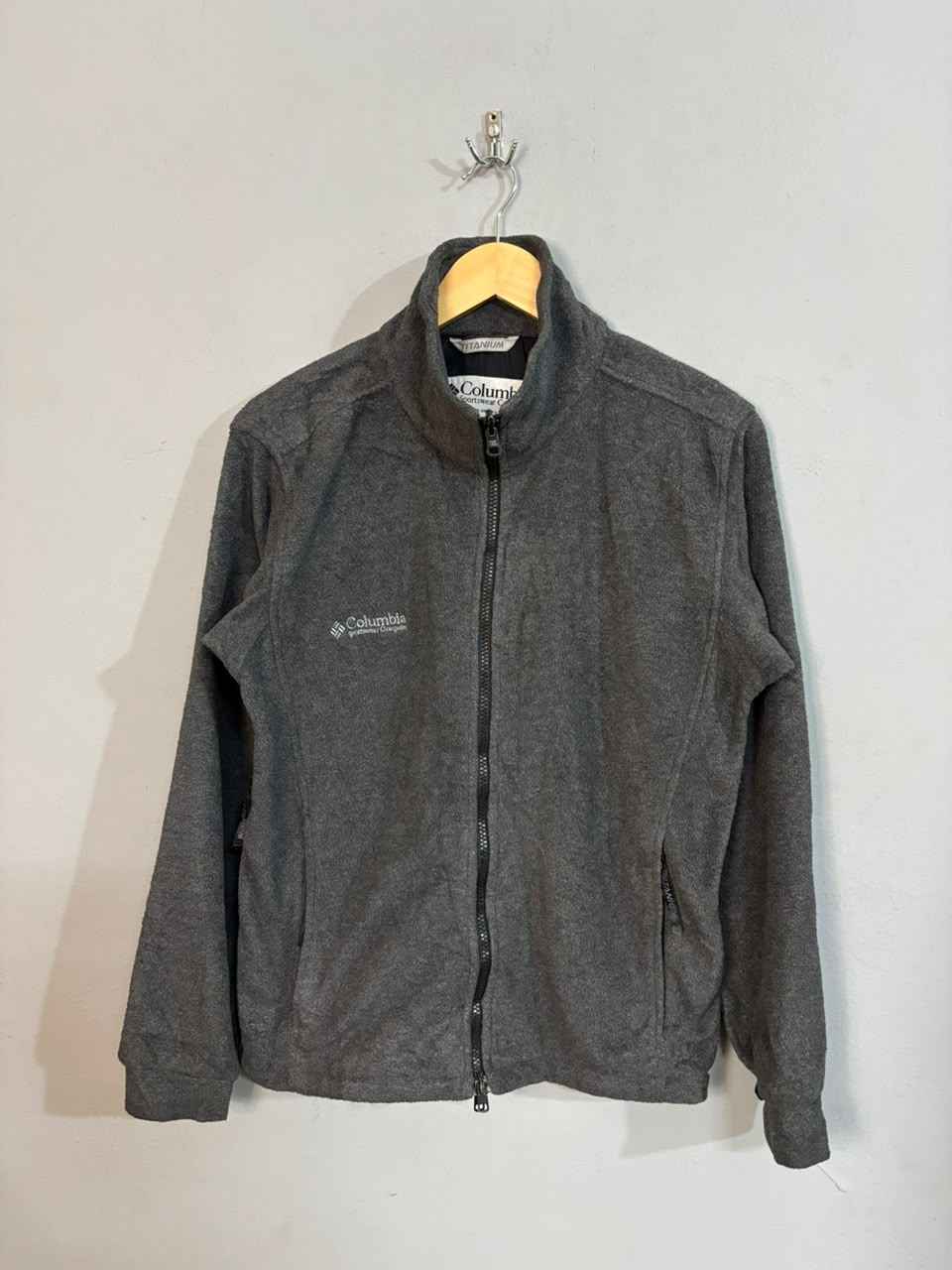 Columbi@ | Full frontal zipper | Fleece Jacket | Oversized Streetwear | Winterwear | Men Women | Cozy Fashion | Gym Fit | Online Shopping