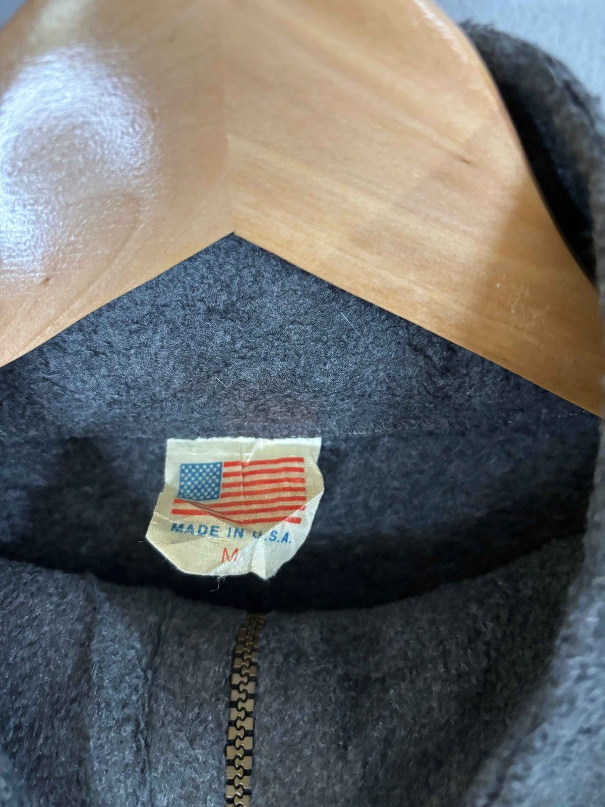 Gundersen Lutheran Top 100| Full frontal zipper | Fleece Jacket | Oversized Streetwear | Winterwear | Men Women | Cozy Fashion | Gym Fit | Online Shopping