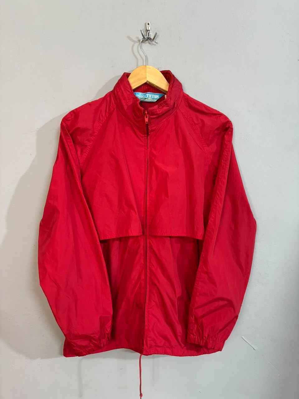 Teton Windbreaker | Wind Cheater |Jackets| Sportswear , Gymwear & Activewear | Track& Field| Running | Winter wear