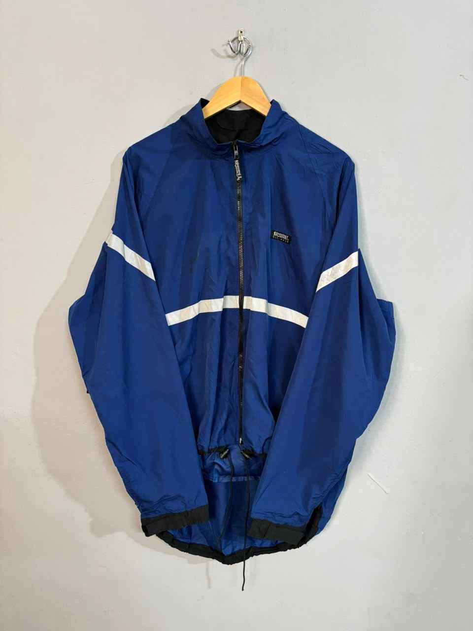 Running Room Windbreaker | Wind Cheater |Jackets| Sportswear , Gymwear & Activewear | Track& Field| Running | Winter wear