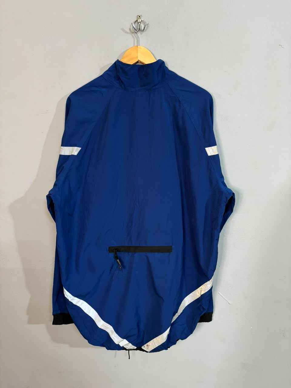 Running Room Windbreaker | Wind Cheater |Jackets| Sportswear , Gymwear & Activewear | Track& Field| Running | Winter wear