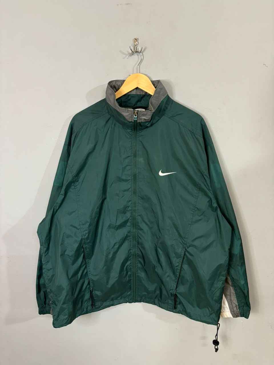 N*ke Windbreaker | Wind Cheater |Jackets| Sportswear , Gymwear & Activewear | Track& Field| Running | Winter wear