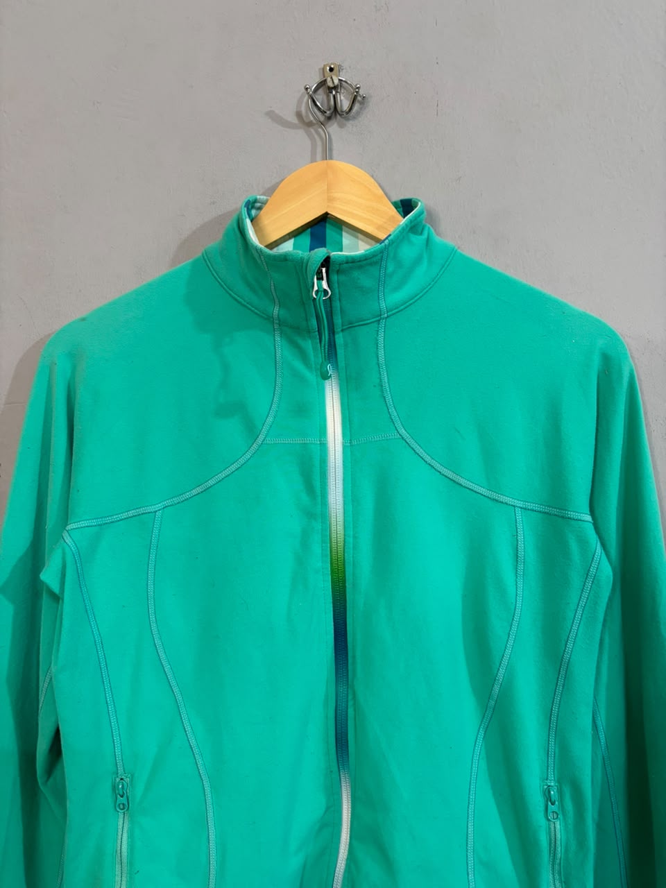 Athletic Windbreaker | Wind Cheater |Jackets| Sportswear , Gymwear & Activewear | Track& Field| Running | Winter wear